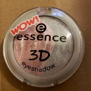 WOW! Essence eyeshadow duo irresistible first love